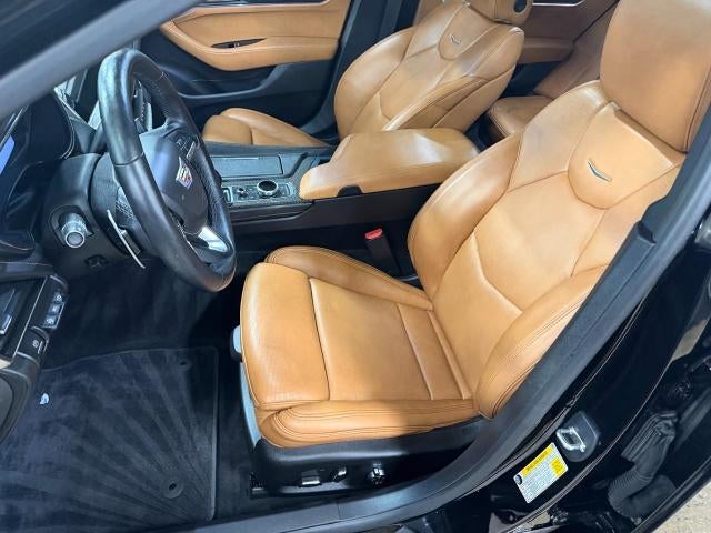 2023 Cadillac CT5 4dr Sdn Premium Luxury