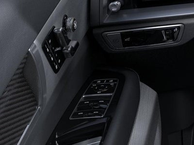 2027 Cadillac VISTIQ AWD 4dr Luxury