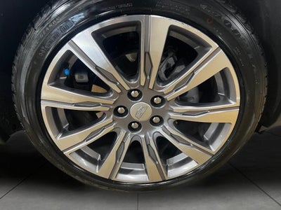 2022 Cadillac XT4 AWD 4dr Premium Luxury