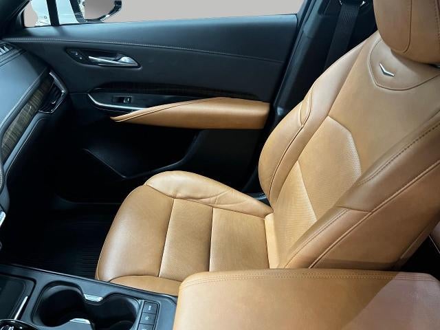 2022 Cadillac XT4 AWD 4dr Premium Luxury