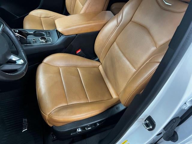 2022 Cadillac XT4 AWD 4dr Premium Luxury