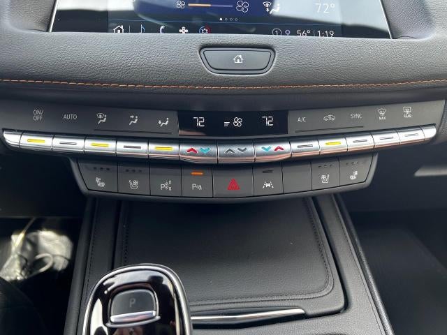 2022 Cadillac XT4 AWD 4dr Premium Luxury