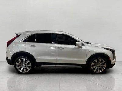 2022 Cadillac XT4 AWD 4dr Premium Luxury