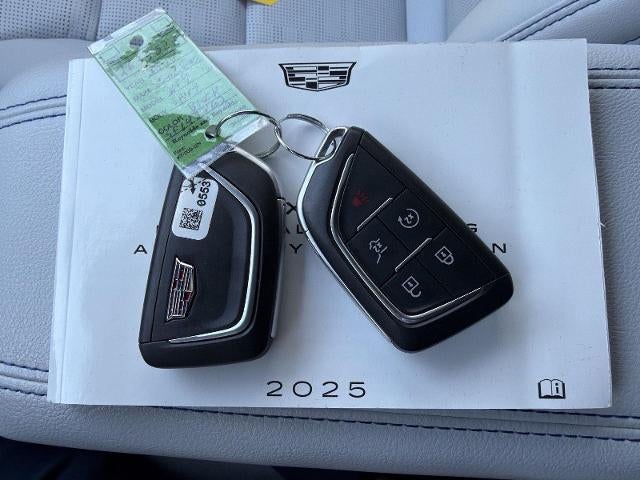 2025 Cadillac XT4 AWD 4dr Sport