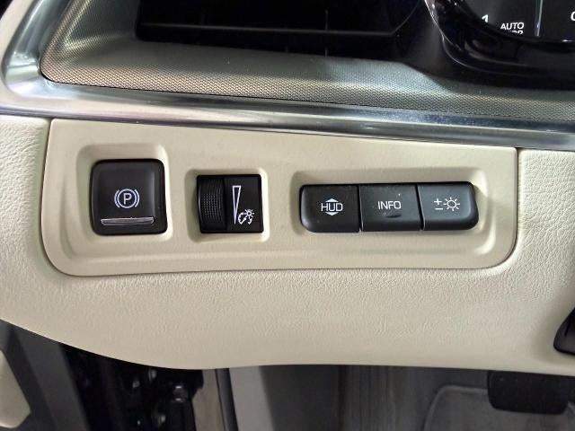 2024 Cadillac XT5 AWD 4dr Premium Luxury