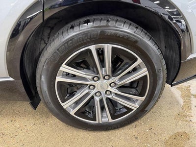 2024 Cadillac LYRIQ 4dr Luxury w/1SC