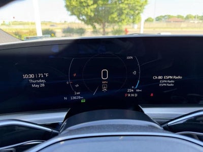 2024 Cadillac LYRIQ 4dr Luxury w/1SC