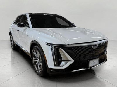2024 Cadillac LYRIQ 4dr Luxury w/1SD