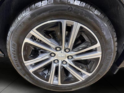 2024 Cadillac LYRIQ 4dr Luxury w/1SD