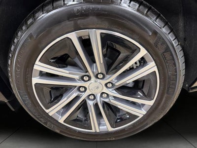 2024 Cadillac LYRIQ 4dr Luxury w/1SD