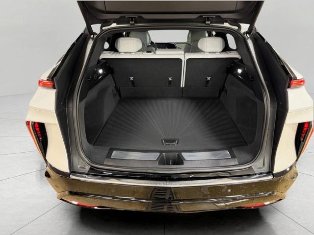 2024 Cadillac LYRIQ 4dr Luxury w/1SD