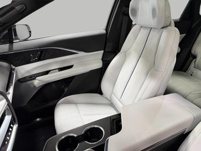 2024 Cadillac LYRIQ 4dr Luxury w/1SD