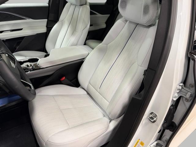 2024 Cadillac LYRIQ 4dr Luxury w/1SD