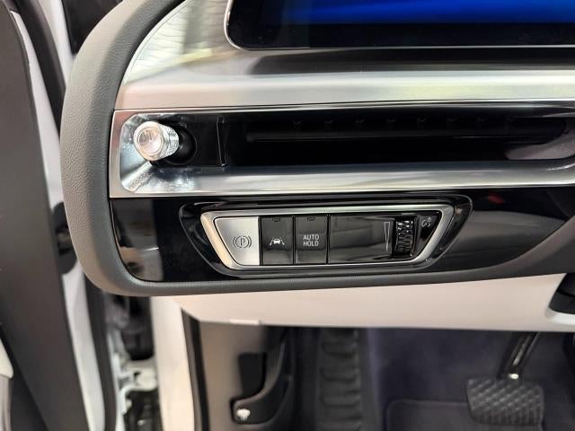 2024 Cadillac LYRIQ 4dr Luxury w/1SD