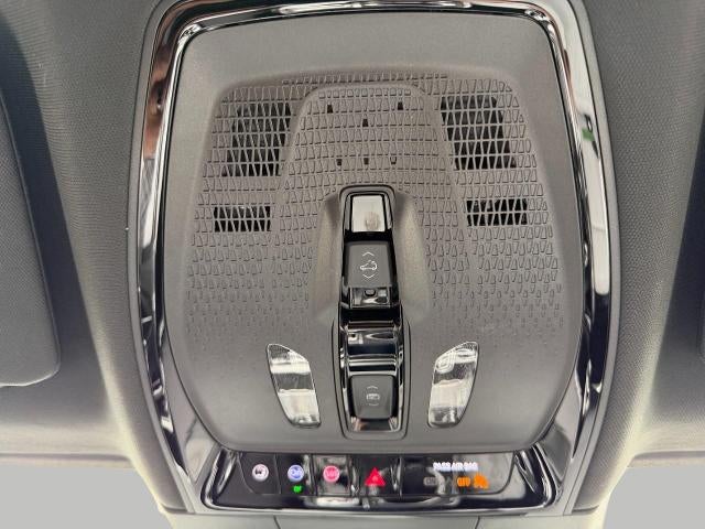 2024 Cadillac LYRIQ 4dr Luxury w/1SD