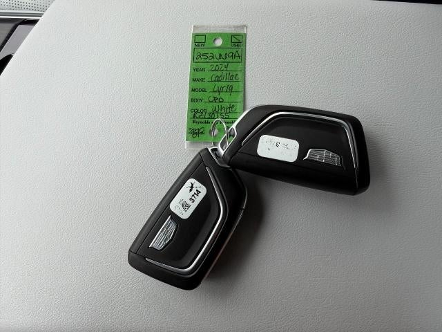 2024 Cadillac LYRIQ 4dr Luxury w/1SD