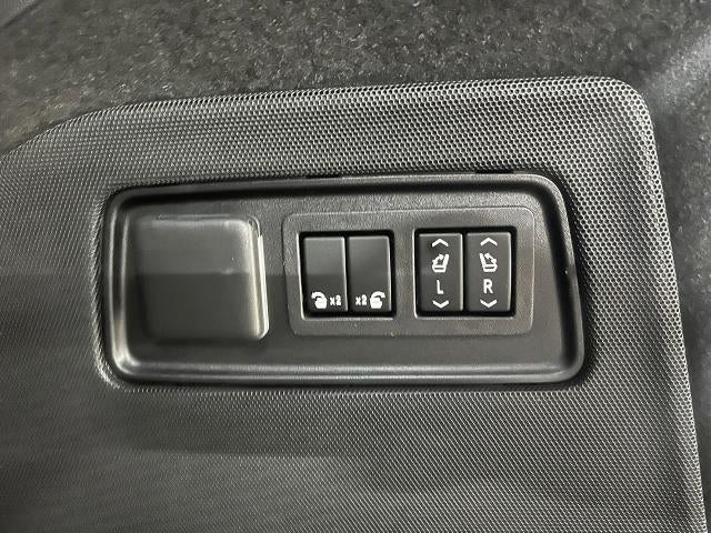 2023 Cadillac Escalade 4WD 4dr Sport Platinum