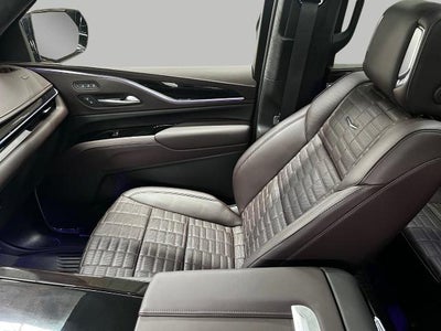 2023 Cadillac Escalade 4WD 4dr Sport Platinum