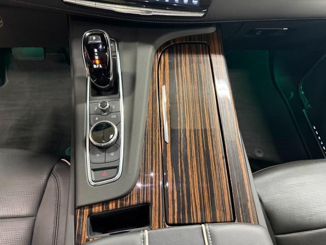2023 Cadillac Escalade ESV 4WD 4dr Premium Luxury