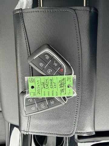 2024 Cadillac Escalade ESV 4WD 4dr Sport