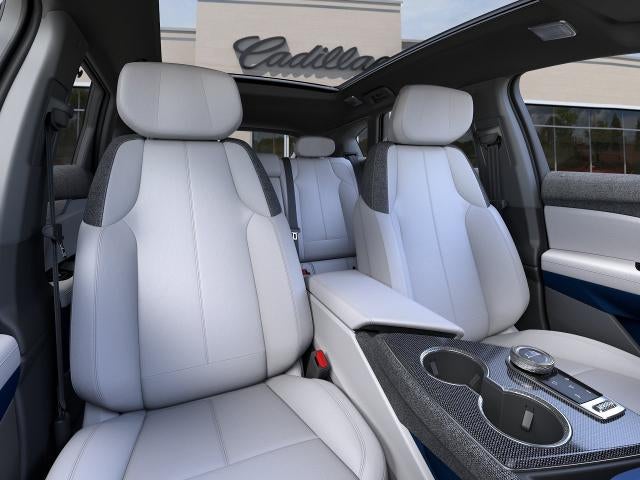 2025 Cadillac OPTIQ AWD 4dr Luxury w/1SC