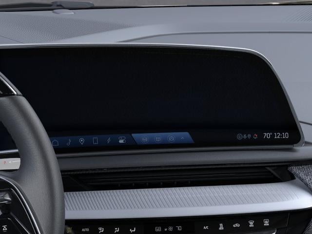 2027 Cadillac OPTIQ 4dr Premium Luxury