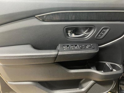 2023 Honda Pilot Elite AWD