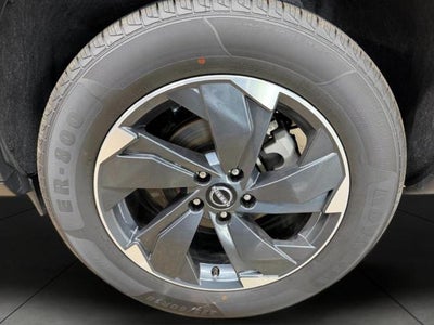 2025 Nissan Rogue AWD SV