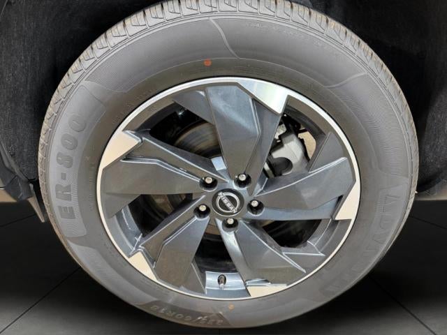 2025 Nissan Rogue AWD SV
