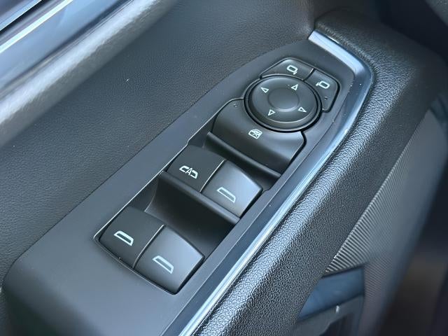 2024 Chevrolet Silverado 1500 4WD Crew Cab 147 LT w/2FL