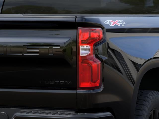 2026 Chevrolet Silverado 1500 4WD Crew Cab 147 Custom