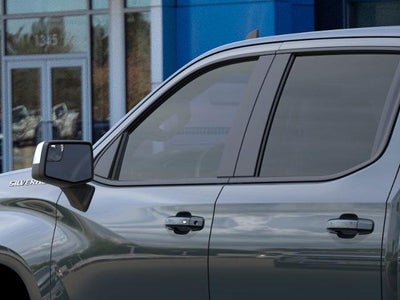 2026 Chevrolet Silverado 1500 4WD Crew Cab 147 LT w/2FL