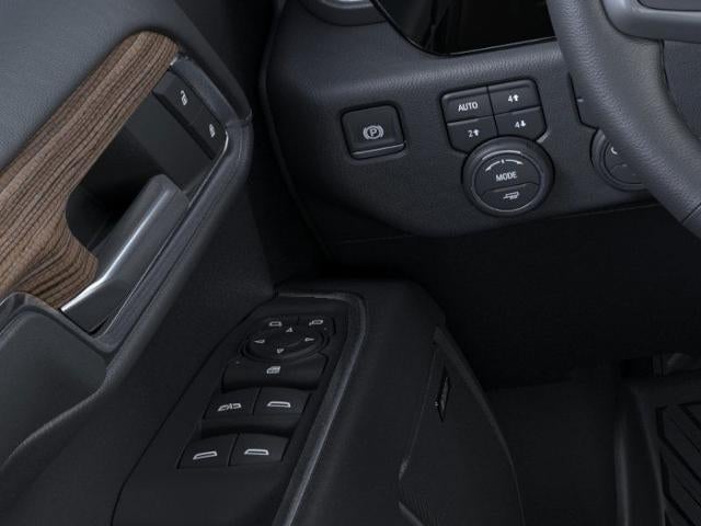 2025 Chevrolet Silverado 1500 4WD Crew Cab 147 RST