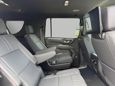 2024 Chevrolet Suburban 4WD 4dr RST
