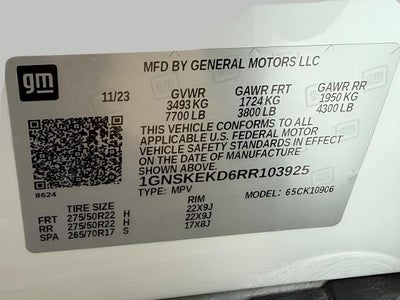 2024 Chevrolet Suburban 4WD 4dr RST