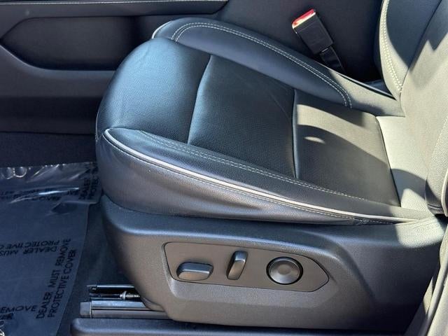 2022 Chevrolet Suburban 4WD 4dr Premier