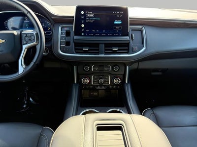 2022 Chevrolet Suburban 4WD 4dr Premier