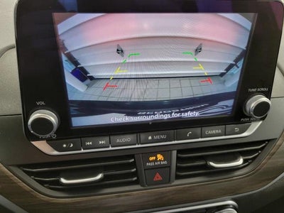 2025 Nissan Altima SV FWD