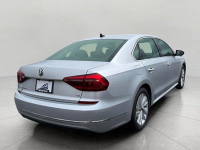 2018 Volkswagen Passat 2.0T SE Auto