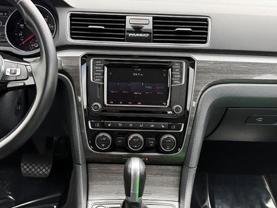 2018 Volkswagen Passat 2.0T SE Auto