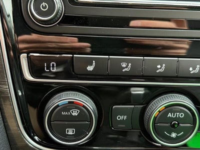 2018 Volkswagen Passat 2.0T SE Auto