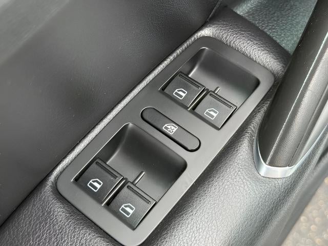 2018 Volkswagen Passat 2.0T SE Auto