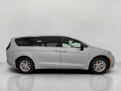 2024 Chrysler Pacifica Touring L FWD