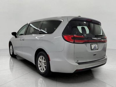 2024 Chrysler Pacifica Touring L FWD