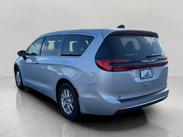 2024 Chrysler Pacifica Touring L FWD