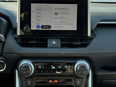 2025 Toyota RAV4 XLE AWD