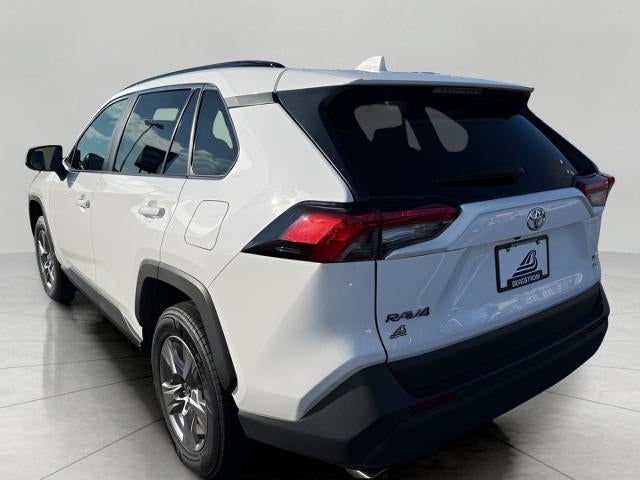 2025 Toyota RAV4 XLE AWD