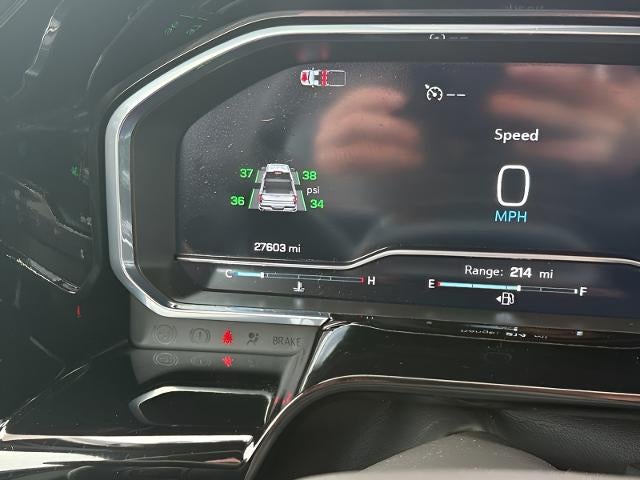 2024 Chevrolet Silverado 1500 4WD Crew Cab 147 RST