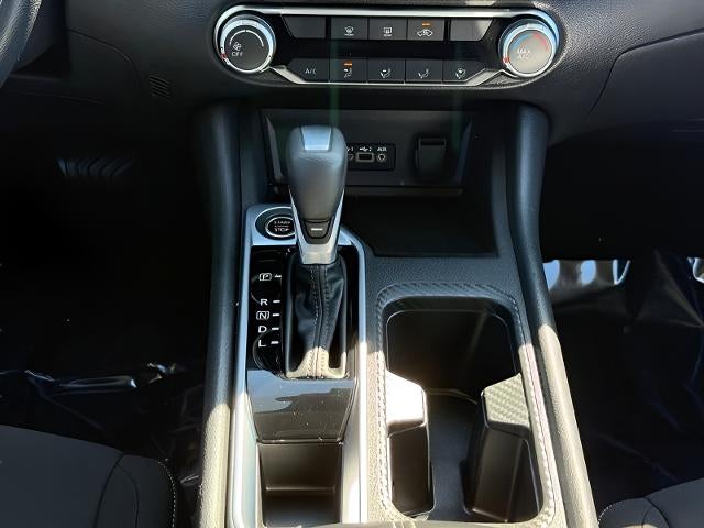 2025 Nissan Sentra SV CVT