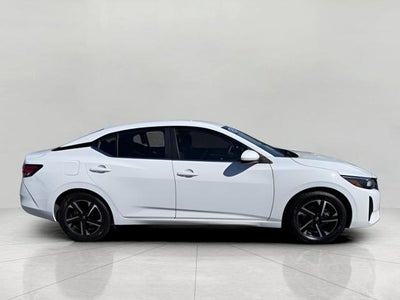 2025 Nissan Sentra SV CVT